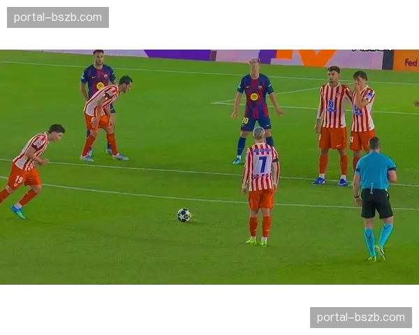 巴萨0-2马竞，阿尔瓦雷斯任意球世界波破门